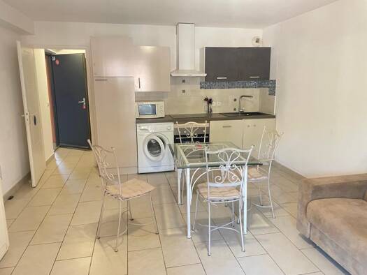 Appartement à louer - logement étudiant 640 € 2 pièces 1 chambre 30 m² Alénya 66200