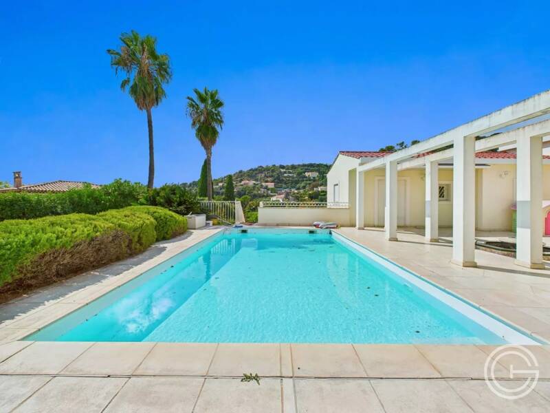 Maison à louer, 184m², NICE