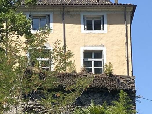 Duplex à vendre 190 000 € 5 pièces 3 chambres 133 m² Étage 1/2 Saint-Laurent-le-Minier 30440