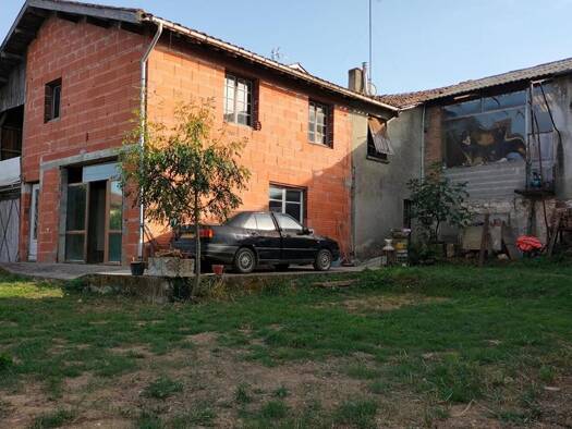 Maison à vendre 94 000 € 6 pièces 2 chambres 180 m² 250 m² de terrain Puycasquier 32120