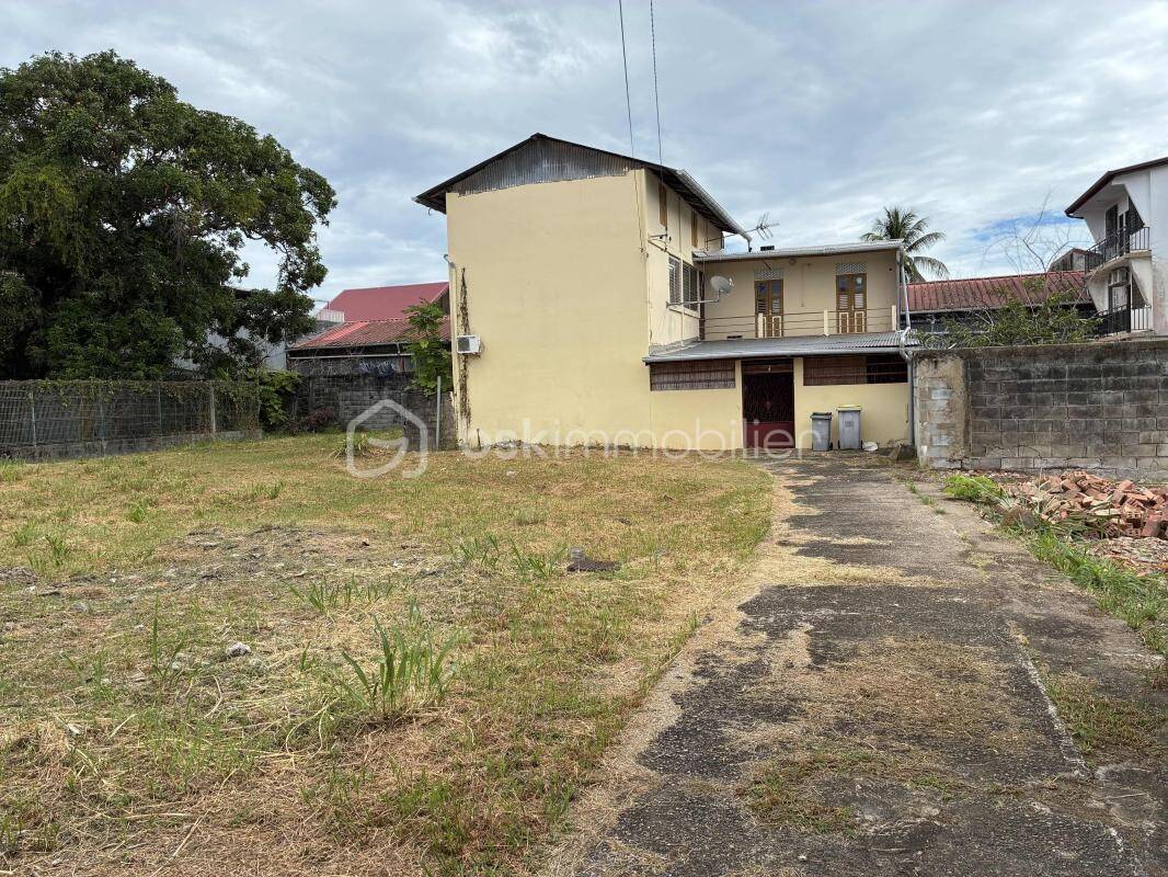 Maison à vendre, 244m², CAYENNE