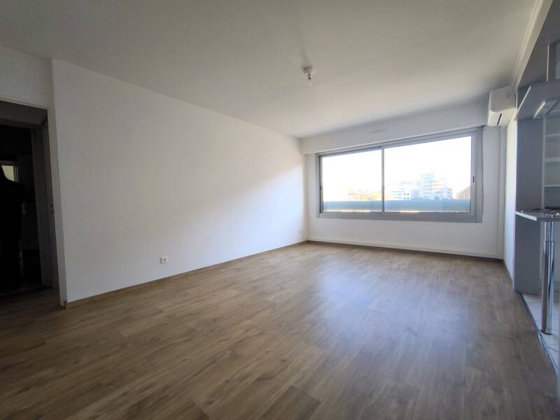 Maison à louer, 48m², MARSEILLE 8E