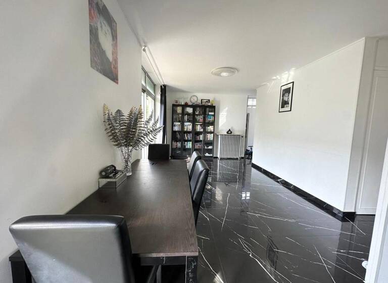 Maison à vendre 299 000 € 5 pièces 3<br/>chambres 93 m²<br/>superficie 303 m²<br/>terrain Camaldules Yerres 91330