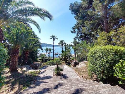 Appartement à vendre 319 500 € 2 pièces 1 chambre 45 m² Étage 2/5 Balaguier-Aiguillette La Seyne sur Mer 83500
