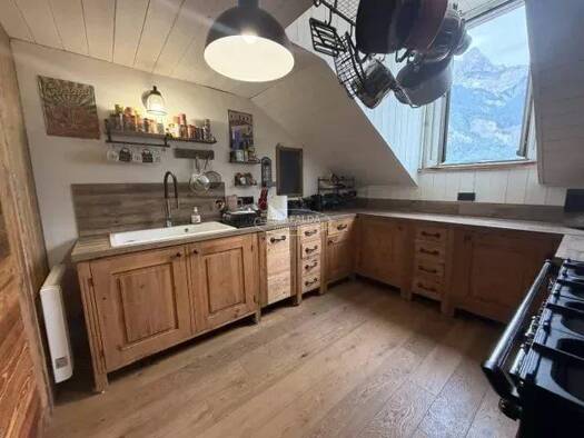 Appartement à vendre 339 000 € 4 pièces 3 chambres 77 m² Étage 2/2 Peripherie Sud Sallanches 74700