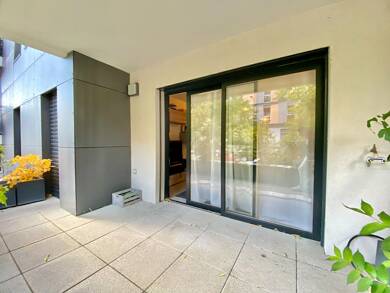 Appartement à louer 1 586 € 3 pièces 2 chambres 66 m² RDC/4 Nord Est Saint Julien en Genevois 74160