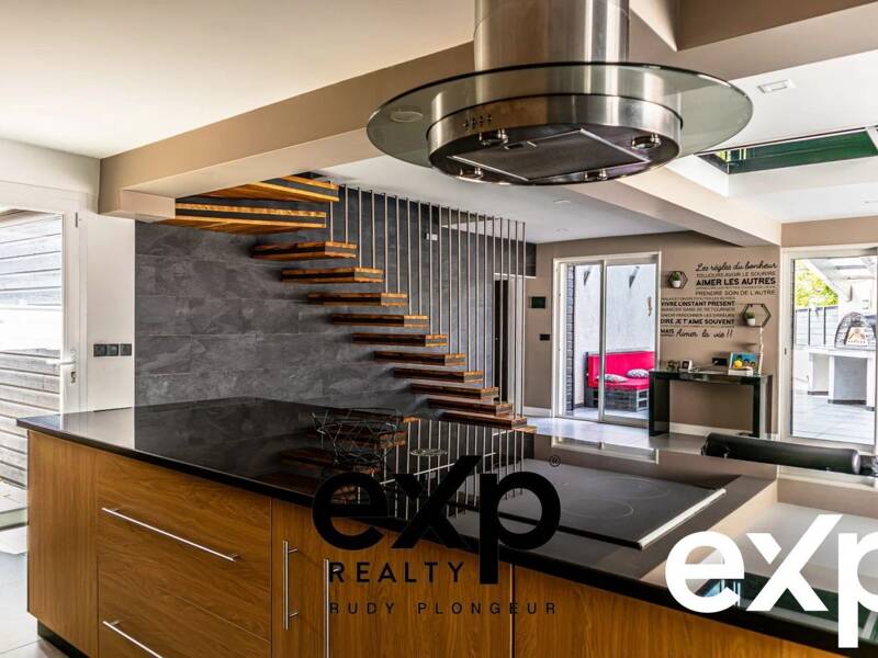 Maison à vendre, 285m², MARSEILLE 13E