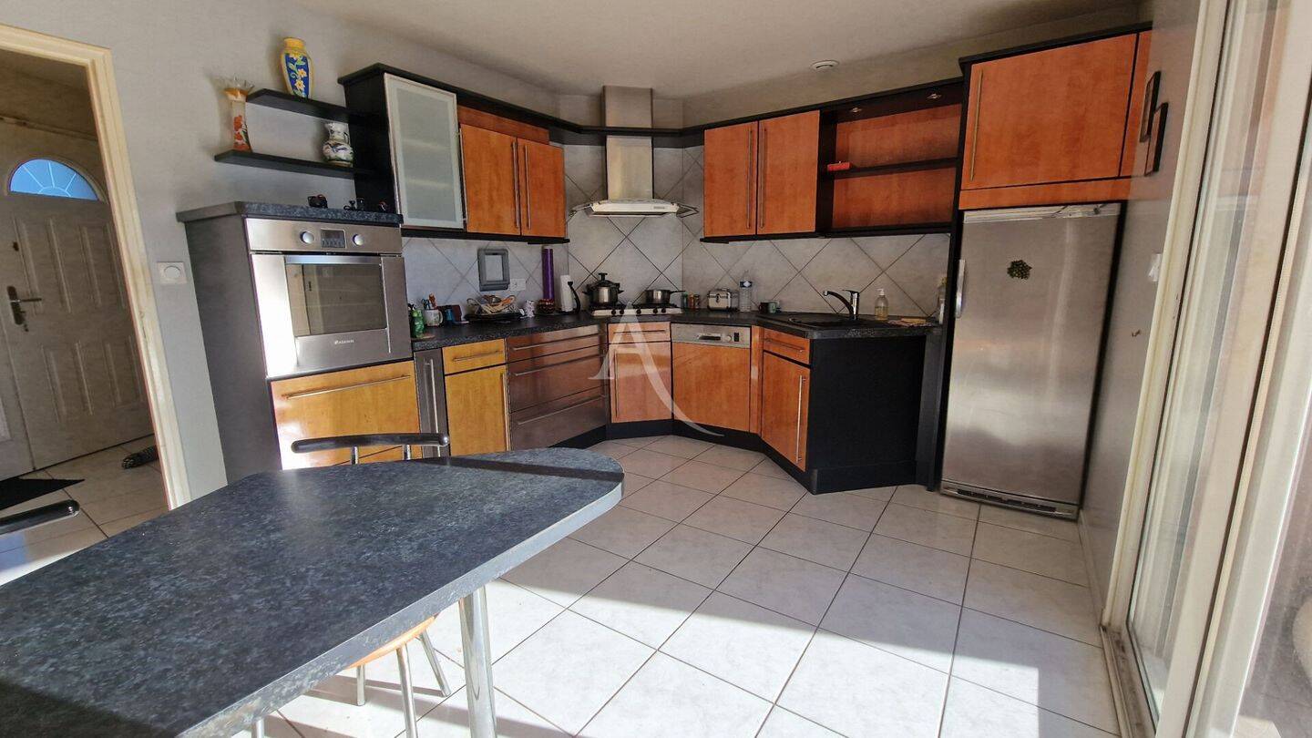 Maison à vendre, 125m², TALMONT SAINT HILAIRE