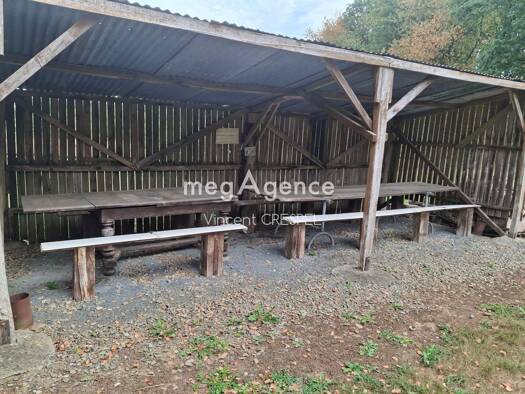 Propriété de loisirs à vendre 50 900 € 17 800 m² de terrain Saint-Fraimbault-de-Prières 53300