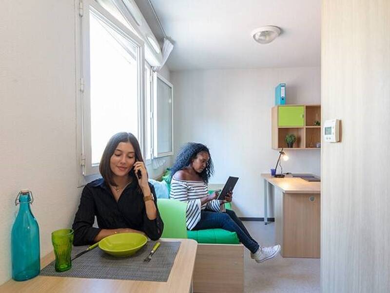 Maison à louer, 18m², MARSEILLE 5E