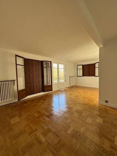 Appartement à louer 1 290 € 4 pièces 2 chambres 70,9 m² 1er étage Rosny-sous-Bois 93110