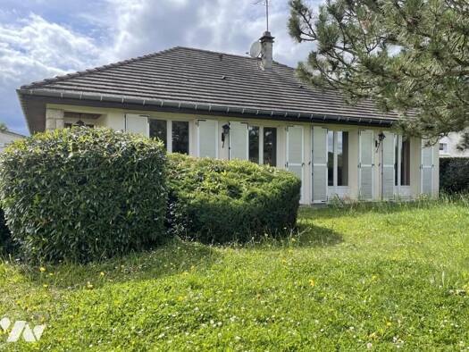 Maison de plain-pied à vendre 350 600 € 3 chambres 86 m² 2 050 m² de terrain Élincourt-Sainte-Marguerite 60157