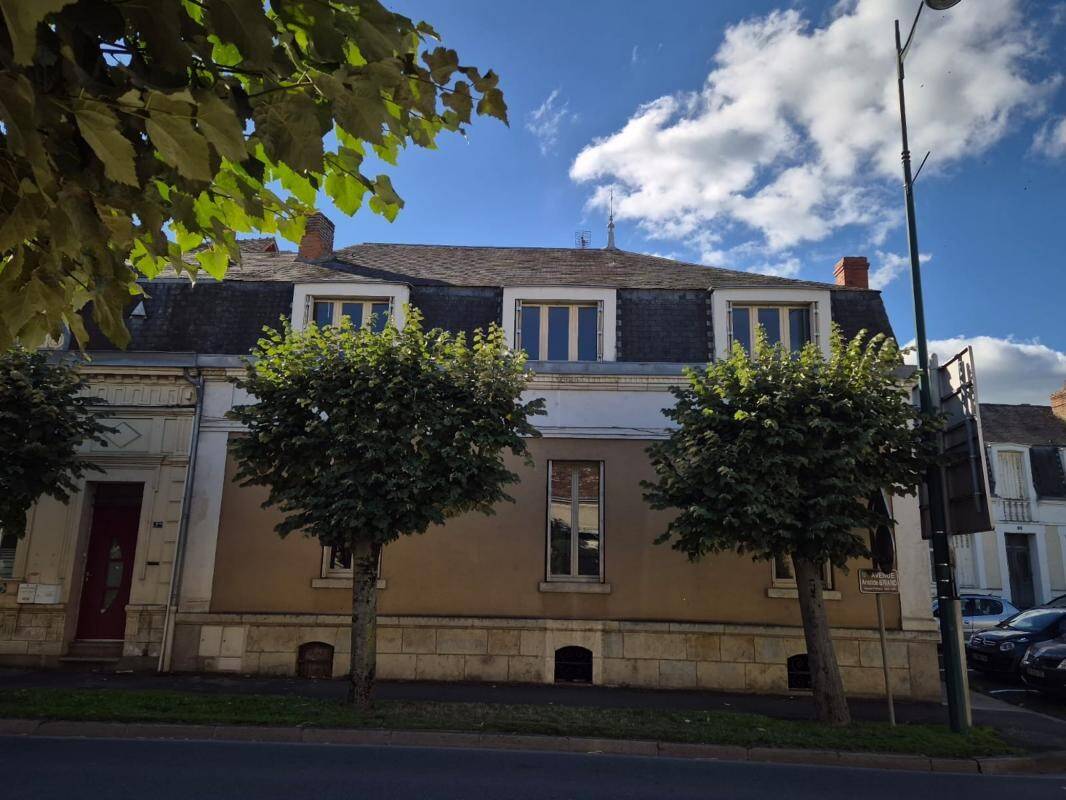 Maison à vendre, 198m², LA CHATRE
