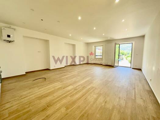 Appartement à vendre 230 000 € 2 pièces 1 chambre 60 m² Étage 2/3 Salins-Fontaine 73600