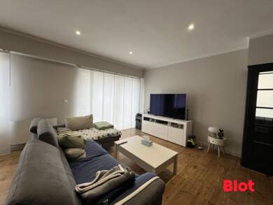 Appartement à vendre 451 500 € 4 pièces 3 chambres 143,6 m² Étage 1/3 Dinan 22100