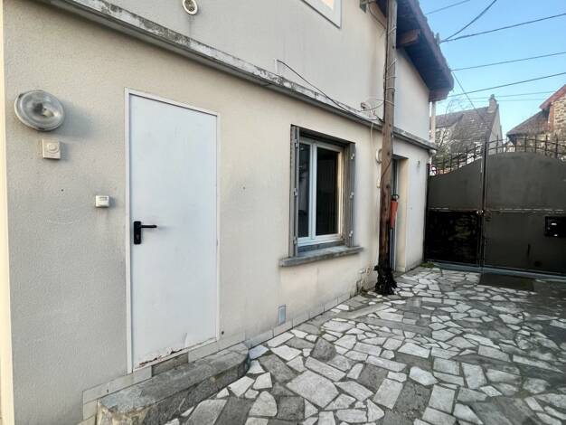 Appartement à vendre 130 000 € 3 pièces 2 chambres 26,9 m² Étage 1/1 Gustave Eiffel Gagny 93220