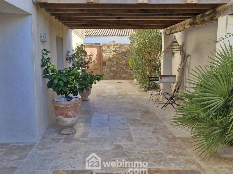 Maison à vendre, 250m², SAINTES MARIES DE LA MER