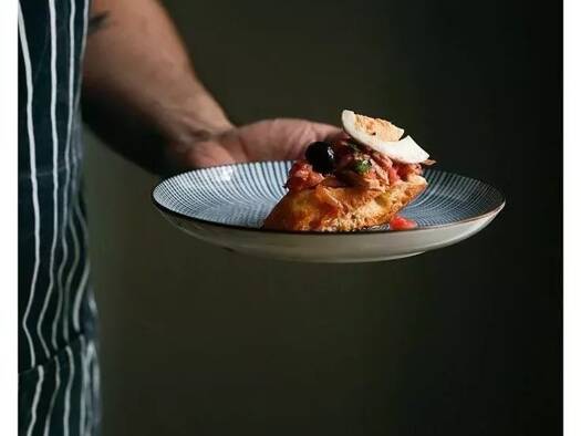 Restaurant à vendre 75 800 € 44 m² d'espace de restauration Cathédrale Tours 37000