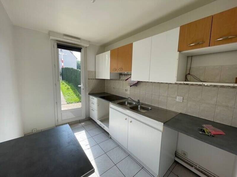 Maison à louer, 68m², EPONE