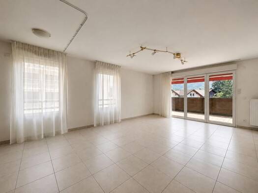Appartement à vendre 349 000 € 3 pièces 2 chambres 85,14 m² Sciez 74140