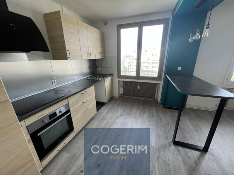 Maison à louer, 68m², LYON 8E