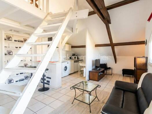 Appartement à vendre 145 000 € 1 pièce 30 m² Étage 2/2 Chalifert 77144