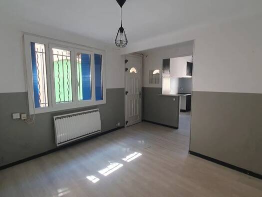 Maison à vendre 119 600 € 5 pièces 3 chambres 78 m² Corneilhan 34490