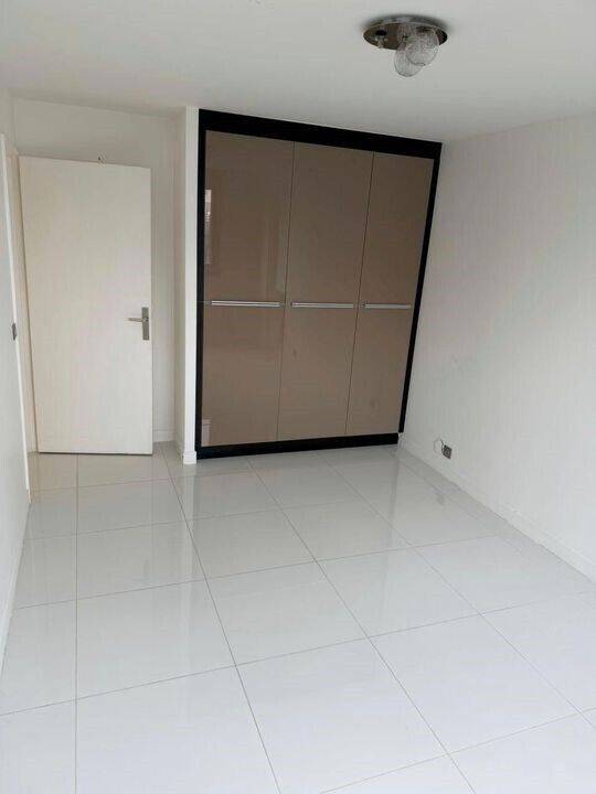 Maison à louer, 100m², COURBEVOIE