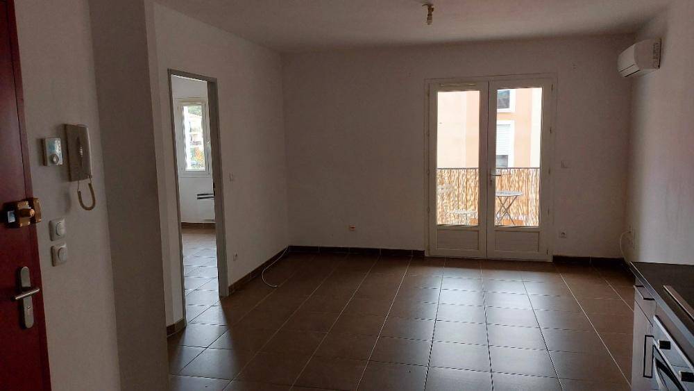 Maison à louer, 37m², HYERES