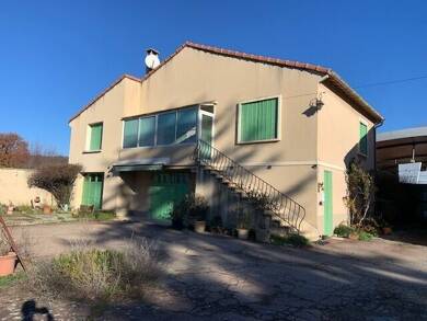 Villa à vendre 335 000 € 5 pièces 4 chambres 96,5 m² 475 m² de terrain Villelaure 84530