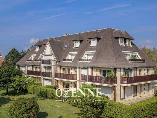 Appartement à vendre 554 000 € 3 pièces 2 chambres 70,3 m² Étage 1/3 Benerville-sur-Mer 14910