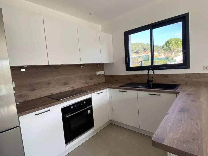 Maison à louer, 93m², SAINT ZACHARIE