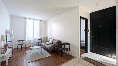 Appartement à louer 720 € 3 pièces 2 chambres 62 m² Étage 1/4 Troyes 10000