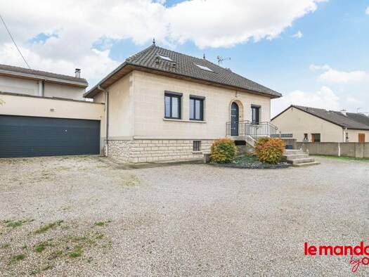 Maison à vendre 399 000 € 5 pièces 3 chambres 140 m² 925 m² de terrain Chouilly 51530