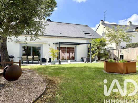 Maison à vendre 539 000 € 7 pièces 4 chambres 154 m² 560 m² de terrain Centre Sautron 44880