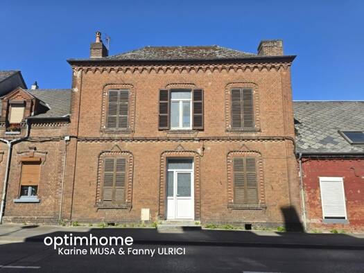 Maison à vendre 35 000 € 5 pièces 3 chambres 120 m² 212 m² de terrain Centre Ville Hirson 02500