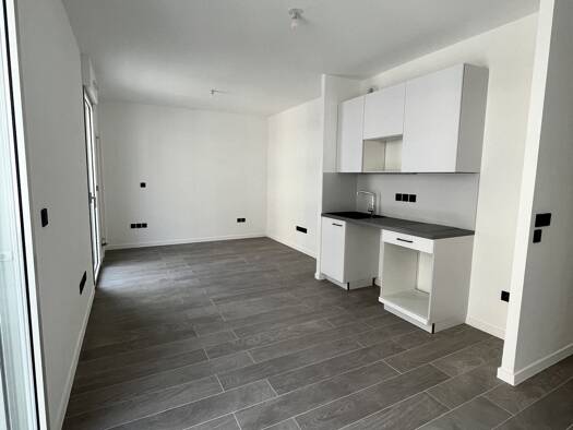 Studio à louer 1 364 € 1 pièce 33,75 m² 3ème étage Paris 16ème arrondissement 75016