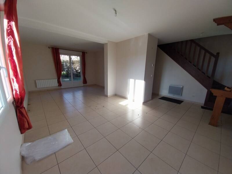 Maison à louer, 96m², EPERNON