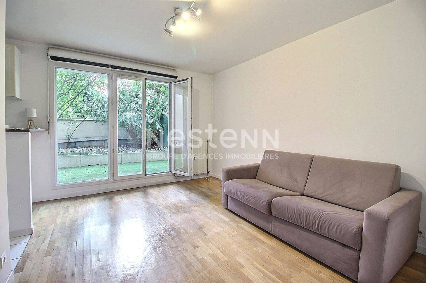 Maison à louer, 25m², COURBEVOIE