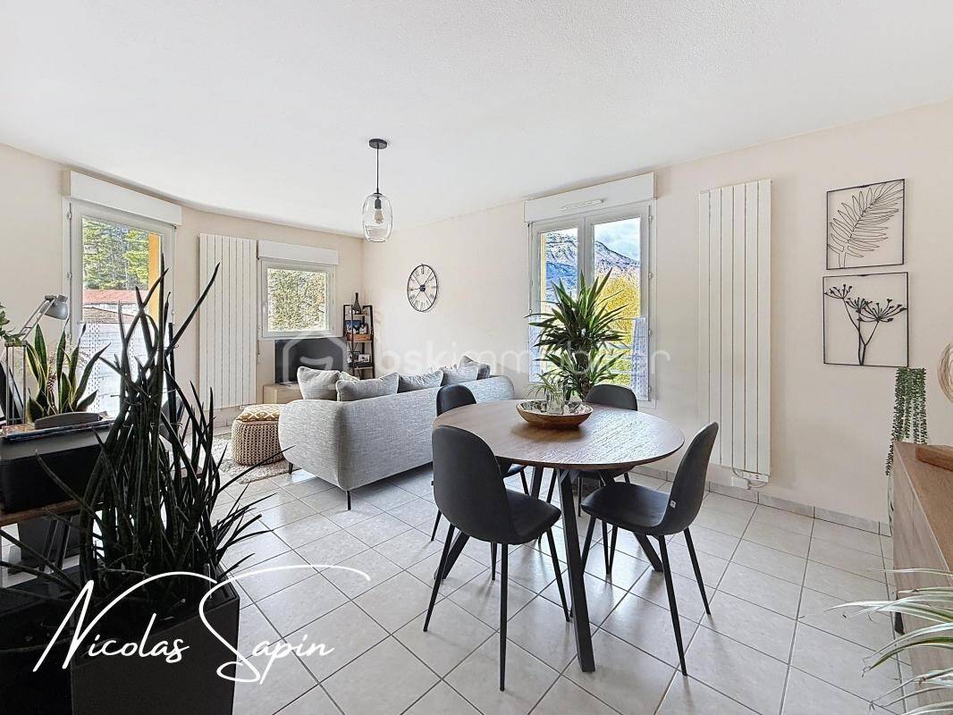 Maison à vendre, 67m², VARCES ALLIERES ET RISSET