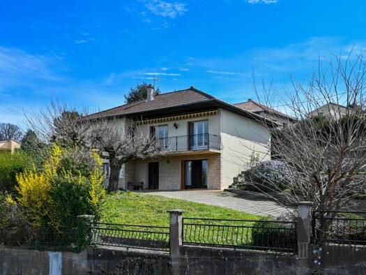 Maison à vendre 342 000 € 7 pièces 5 chambres 182 m² 1 104 m² de terrain Ternay 69360