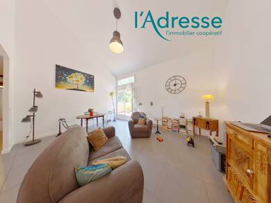 Appartement à vendre 330 000 € 5 pièces 4 chambres 110 m² Dernier étage, Étage 2/2 Ville Nouvelle-Centre Est Noisiel 77186