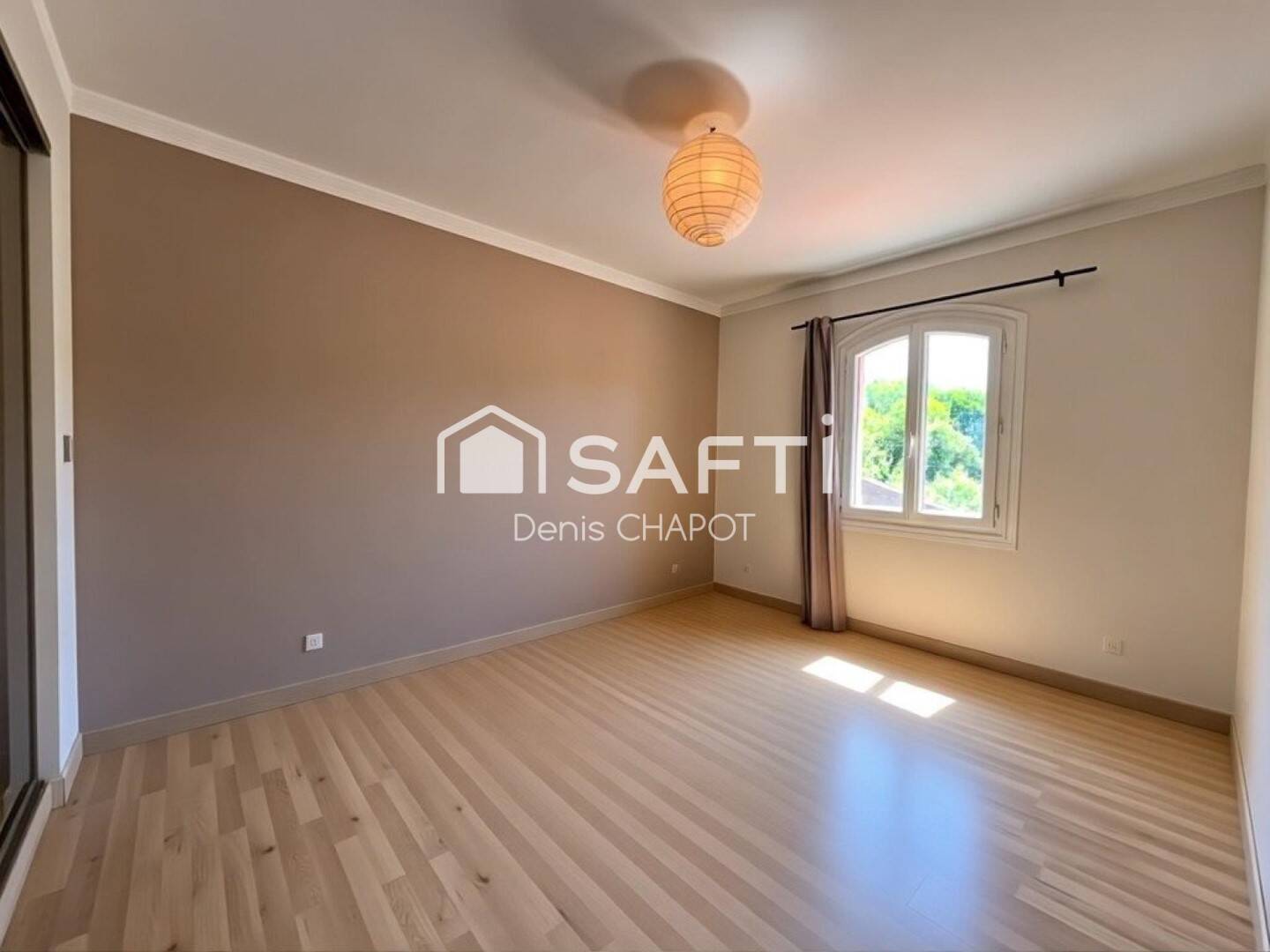 Maison à vendre, 182m², LE REVEST LES EAUX