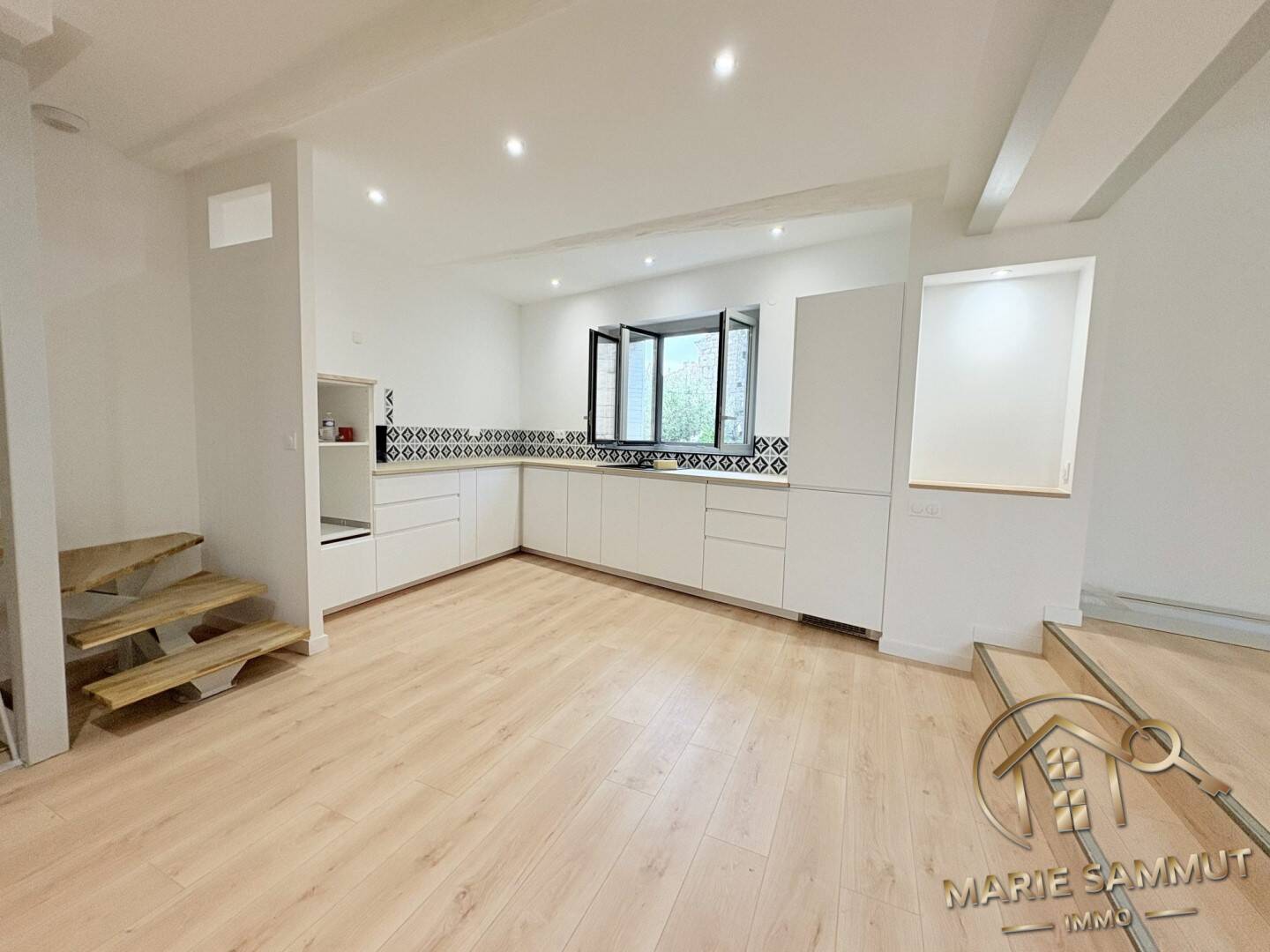Maison à vendre, 94m², SAINT GENIES DES MOURGUES