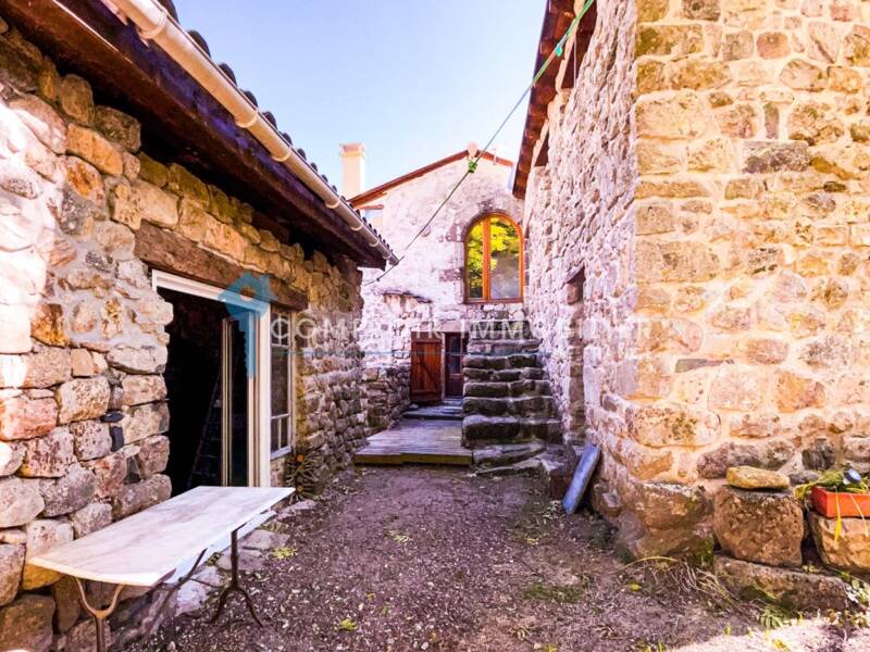 Maison à vendre, 138m², MONTPEZAT SOUS BAUZON