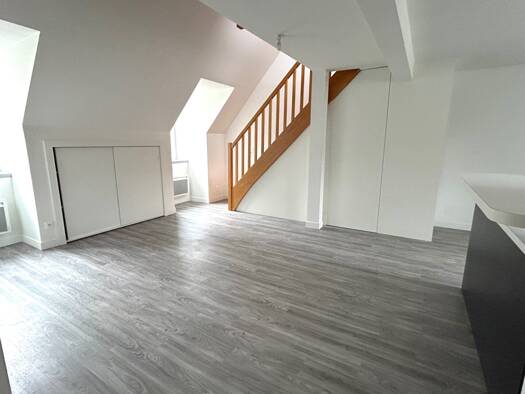 Duplex à louer 710 € 2 pièces 1 chambre 58 m² Étage 2/2 Le Chateau Les Andelys 27700