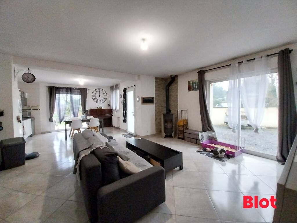 Maison à vendre, 117m², MINIAC MORVAN