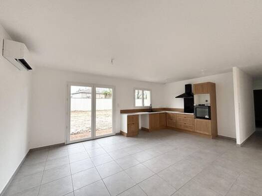 Villa à louer 1 135 € 4 pièces 3 chambres 90 m² Peyzieux-sur-Saône 01140