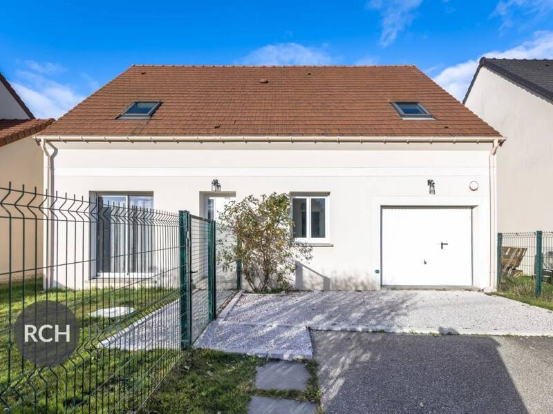 Maison à vendre, 131m², HOUDAN