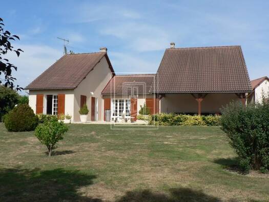 Maison à vendre 395 850 € 7 pièces 5 chambres 169 m² 7 138 m² de terrain Saint-Julien-sur-Cher 41320